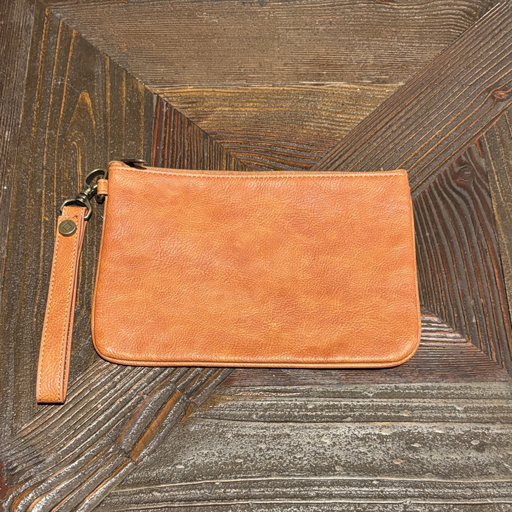 Thirty-One Orange Wristlet Clutch